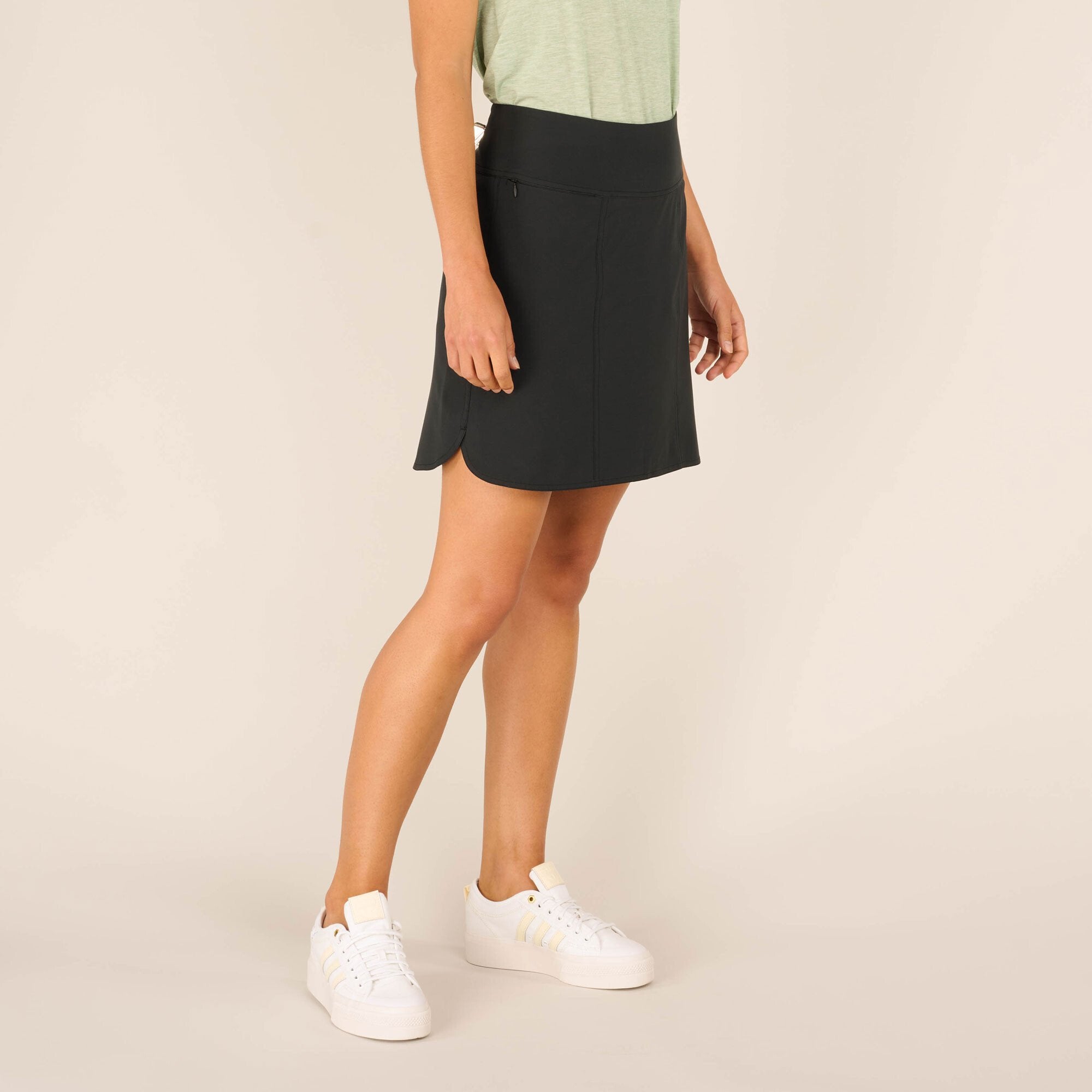 Sajilo Adventure Skort - Black