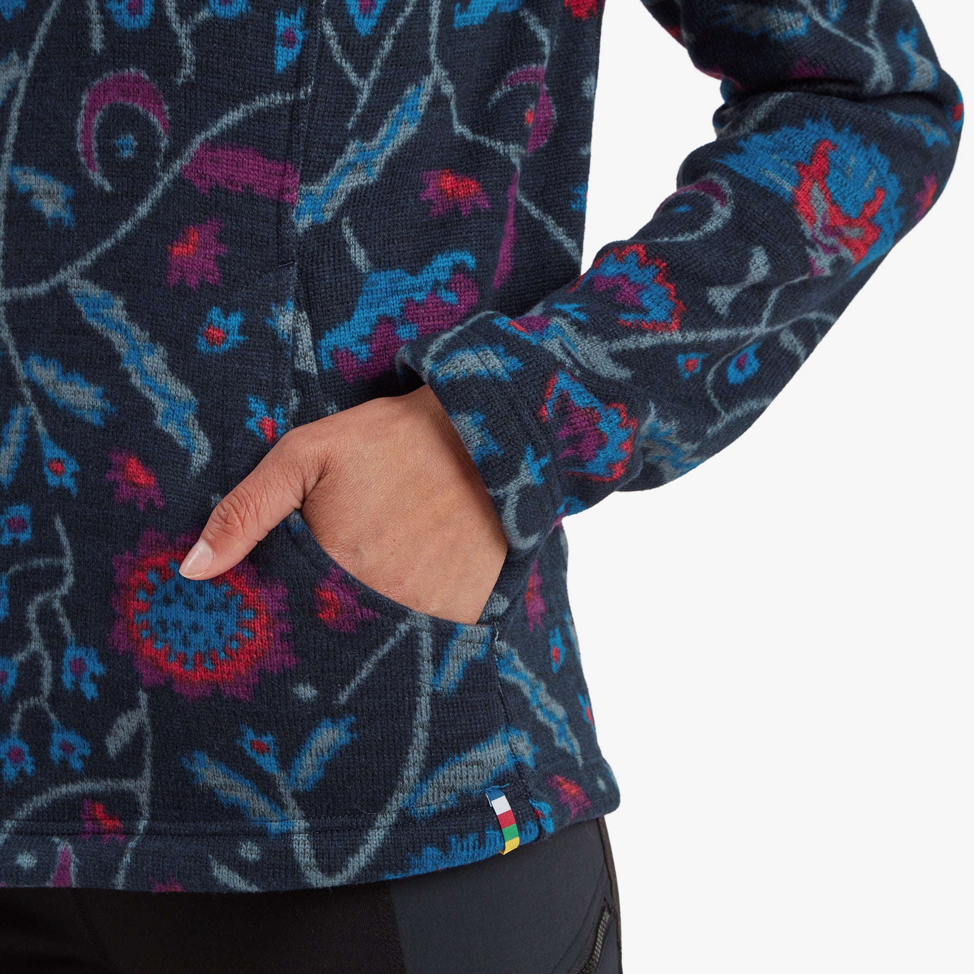 Bhutan-Pullover – Rathee Blue Floral