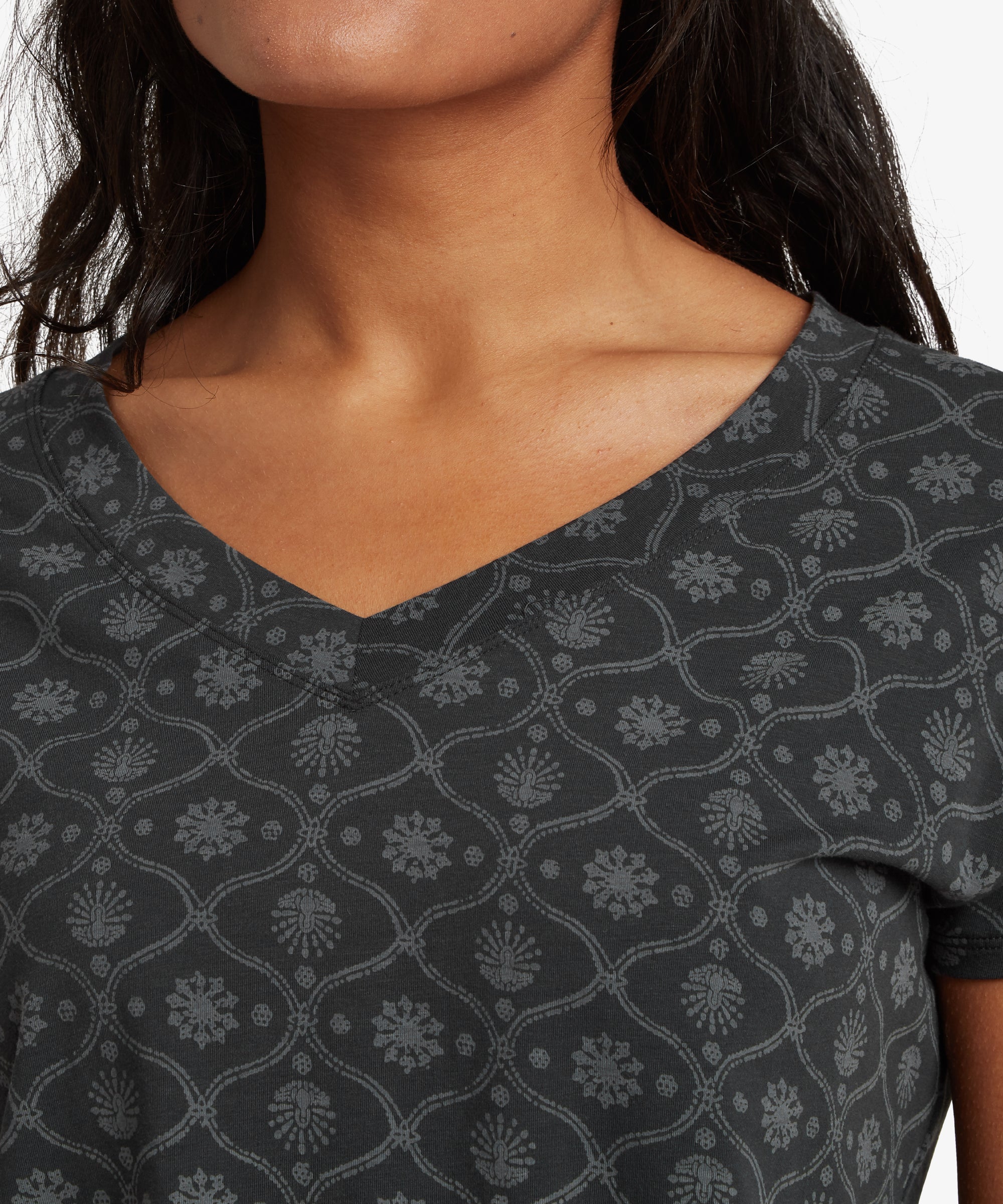 Neha V-Neck T-Shirt - Black Sublime